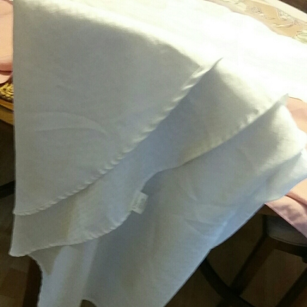 Table cloth round 70 inch